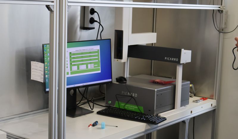 (CRDS)-Analysator der Firma Picarro-2