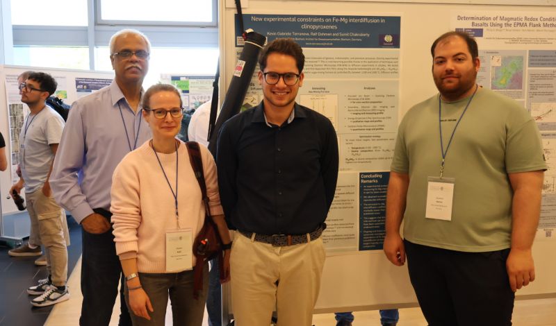 Prof. Dr. Sumit Chakraborty, Dr. Maren Kahl, M.Sc. Kevin  Terranova, M.Sc. Vasileios Giatros 