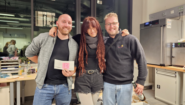 Foto von Gewinnerteam des Quiz