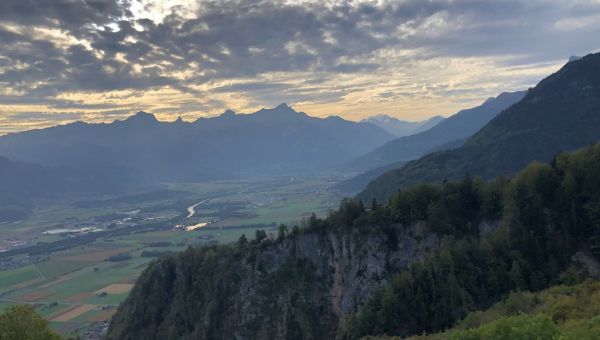 Carbonate rocks and valley incision in the Rhône Valley (Switzerland)