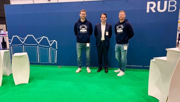 Messestand und Teil des AG Ingenieuergeologie & Felsmechanik Teams