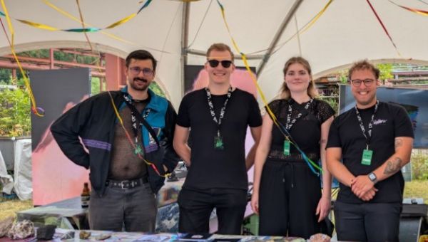 Robin Pastaschuk, Alexander-Dean Seiling, Katharina Neumann, Mats Birkemeyer (v. l. n. r.) beim Stone Techno Festival 2025